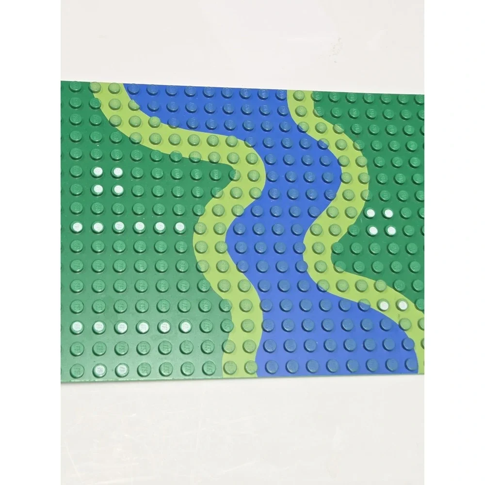 LEGO Vintage Castle Forestmen's Crossing River Baseplate 16x32 Set 6071